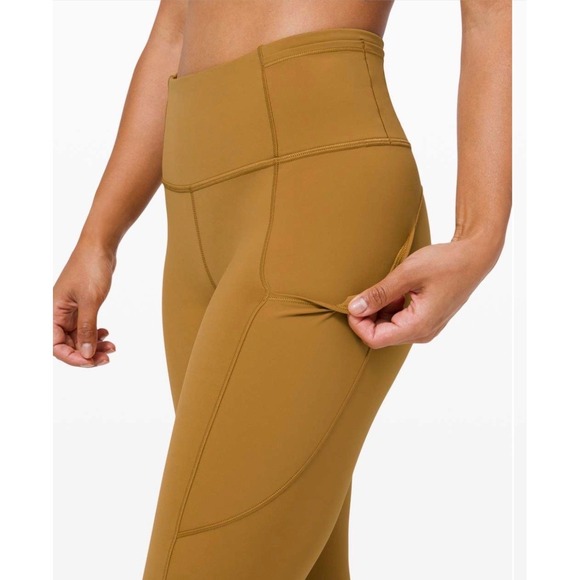 Lululemon Fast and Free High-Rise Tight 28" *Non-Reflective Brushed Nulux Size 6 - Picture 3 of 11